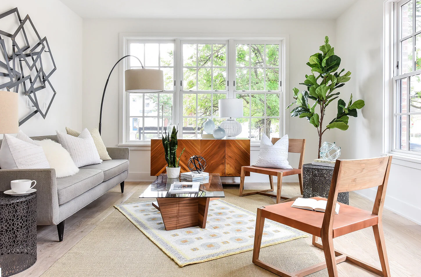 521 N Washington 7