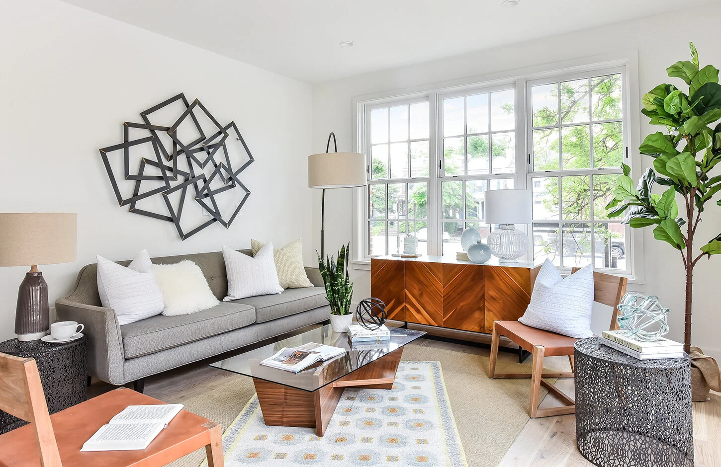 521 N Washington 10